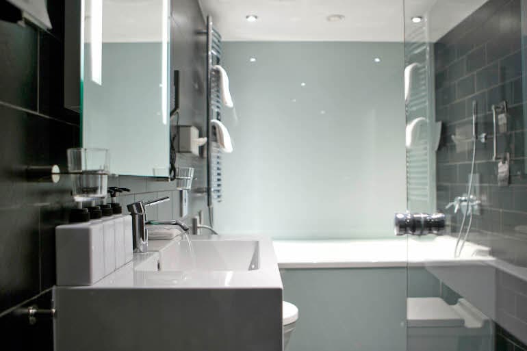 Scandic Palace Hotel, junior suite, bathroom