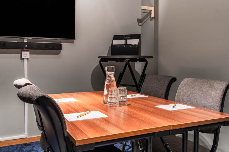 Conference Room Garland Boardroom Style Scandic Plaza Umea