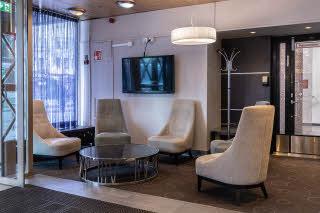lobby in scandic kaisaniemi in helsinki