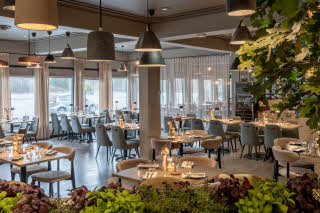 Restaurant.jpg