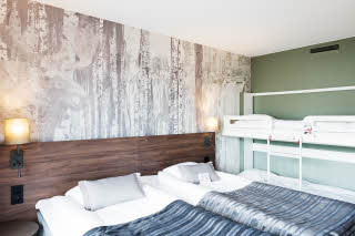 King bed and wall bed in Family Superior