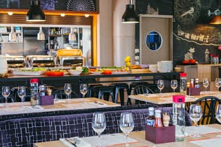 Restaurant lunch buffet Scandic Vaxjo