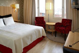 Standard Queen room hotel Scandic Billingen