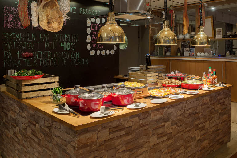 Breakfast buffet