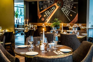 Restaurant set table Scandic Sjöfartshotellet