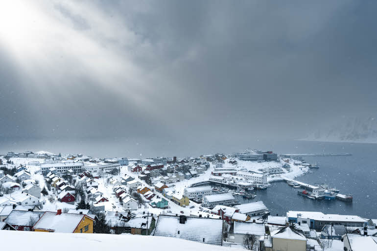 environment around scandic bryggen in honningsvag norway