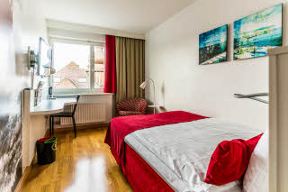 Superior room window Scandic Sjofartshotellet