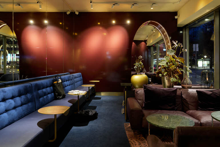 Lobby sofa Scandic Anglais in Stockholm