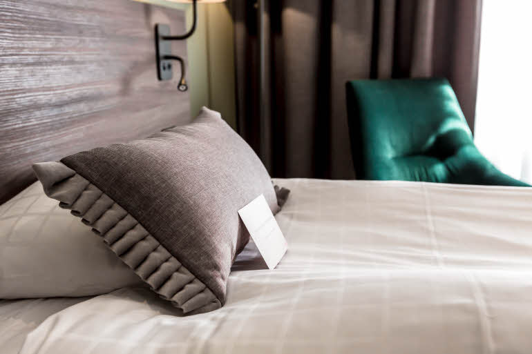 Bed Detail in Room Standard Twin