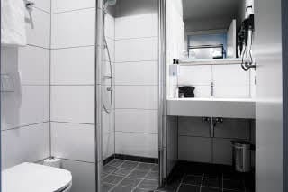 Bathroom Superior Extra room Scandic Odense