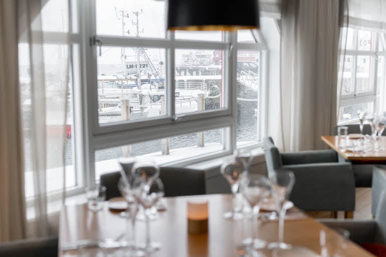 restaurant at scandic bryggen in honningsvag norway