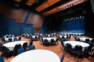 meeting room bjornson salen at scandic seilet in molde