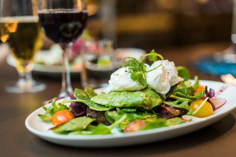 Plate with a sandwich and salad Scandic Klara