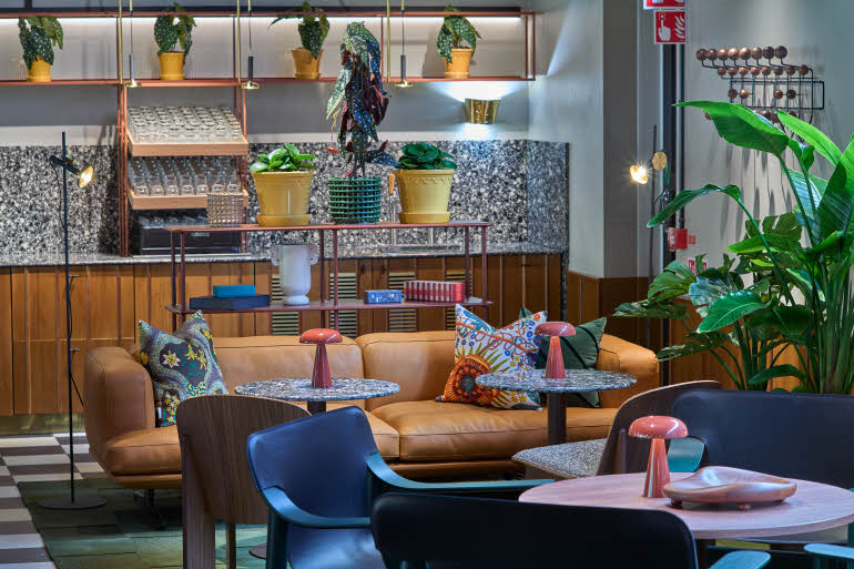 bar and restaurant at scandic wallin in stockholm