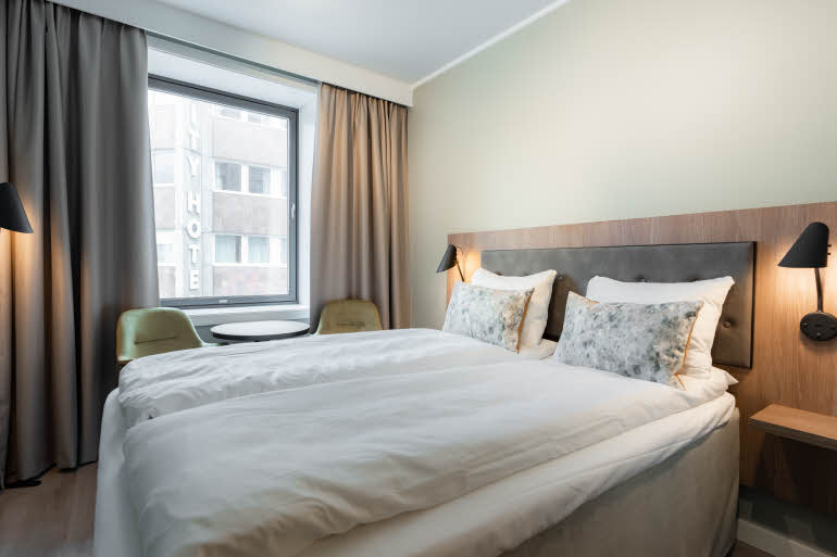 queen room at scandic grand tromso in tromso