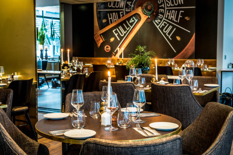 Restaurant set table Scandic Sjöfartshotellet