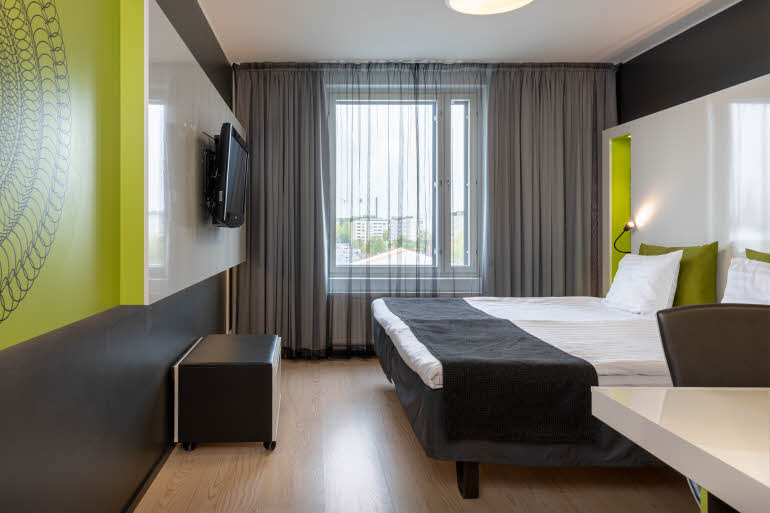 standard room at tampere station 