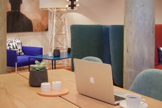 Community table