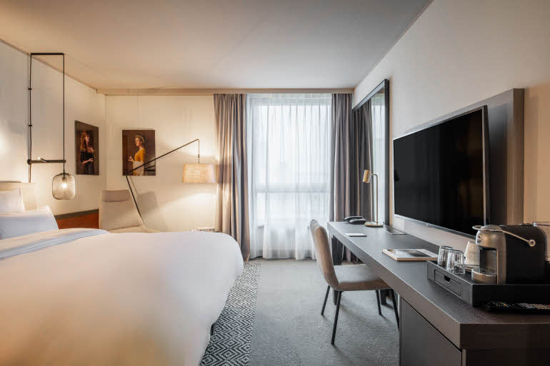 Standard room with courtyard view 