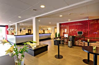 Lobby overview Scandic Odense