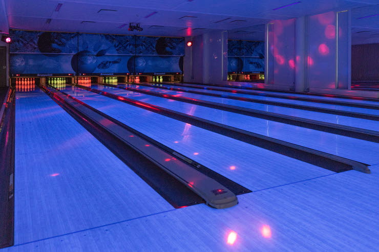 Aulankos glow-in-the-dark-bowlinghal