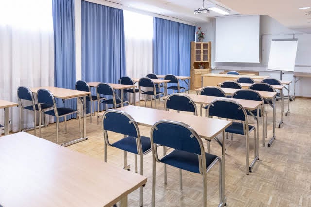 Meeting room 212