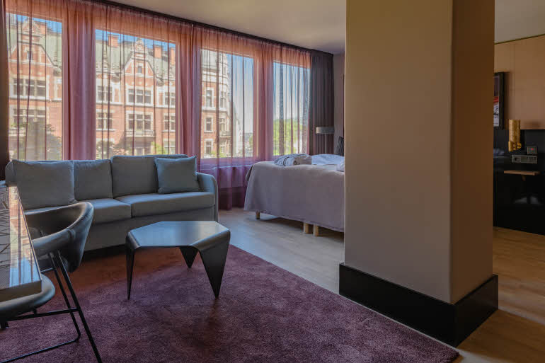 Grande room