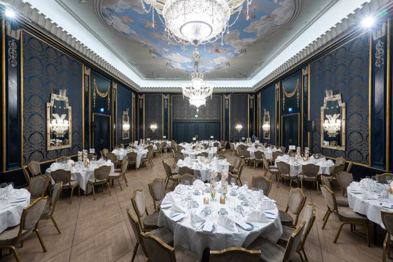meeting room rococo round tables set up at grand hotel oslo