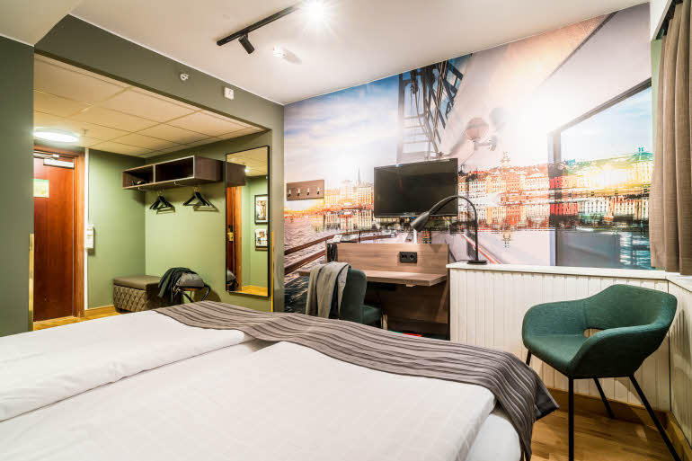 Cabin room bed Scandic Sjofartshotellet