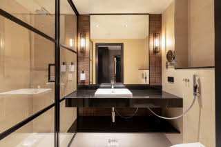 Scandic-Hamburger-Bo-rs-room-KR-TR-KP-TP-KS-TT-bat.jpg