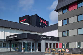 Exterior entrance hotel Scandic Luleå