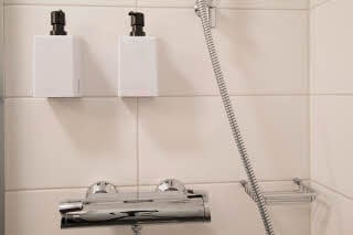 Superior king bathroom 
