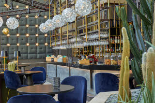 bar and restaurant at scandic triangeln in malmo