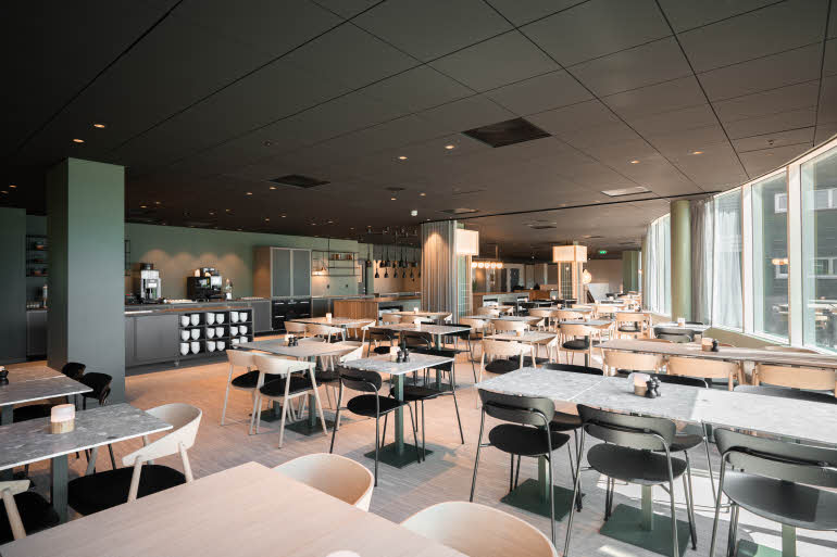 Breakfast area Scandic Hamar