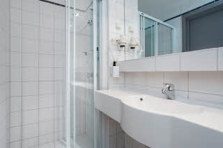 Scandic-Sarpsborg-standard-bathroom-twin.jpg