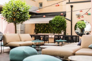 Restaurant bar yard hotel Scandic No 53