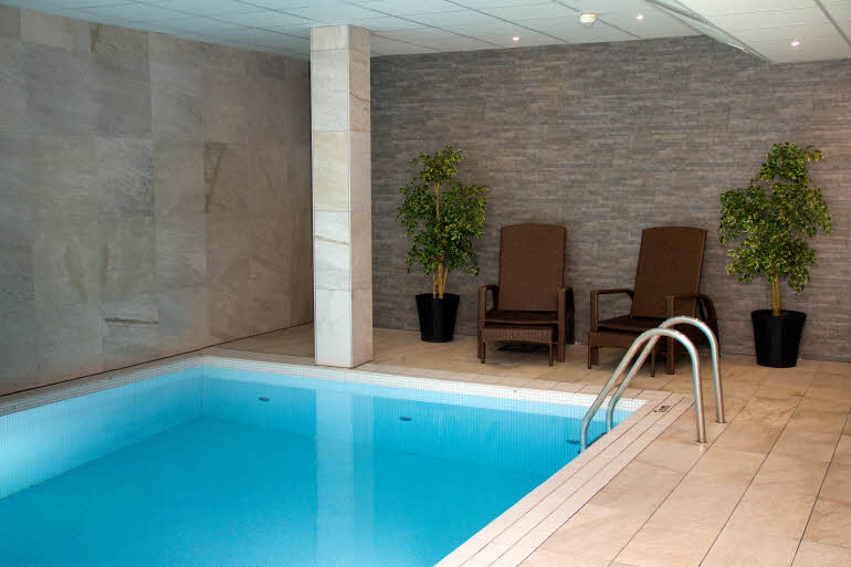 Pool hotel Scandic Orebro Vast