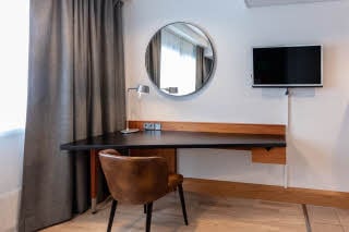 Standard Single room desk Scandic Espoo