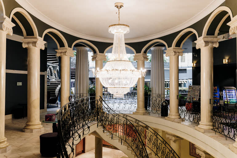 Lobby stairs Scandic Star Sollentuna