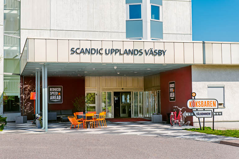 Entrance hotel Scandic Upplands Vasby