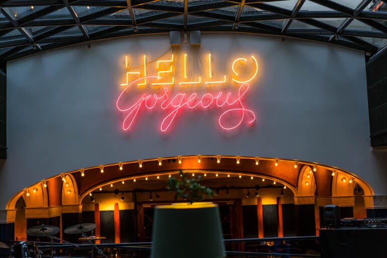 Neon sign