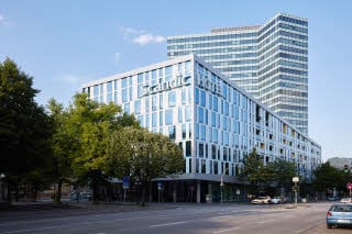 facade of Scandic Hamburg Emporio