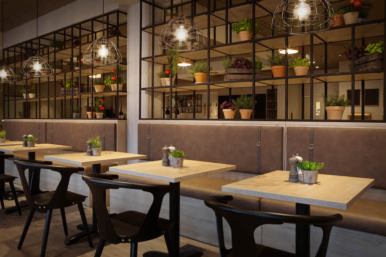 restaurant