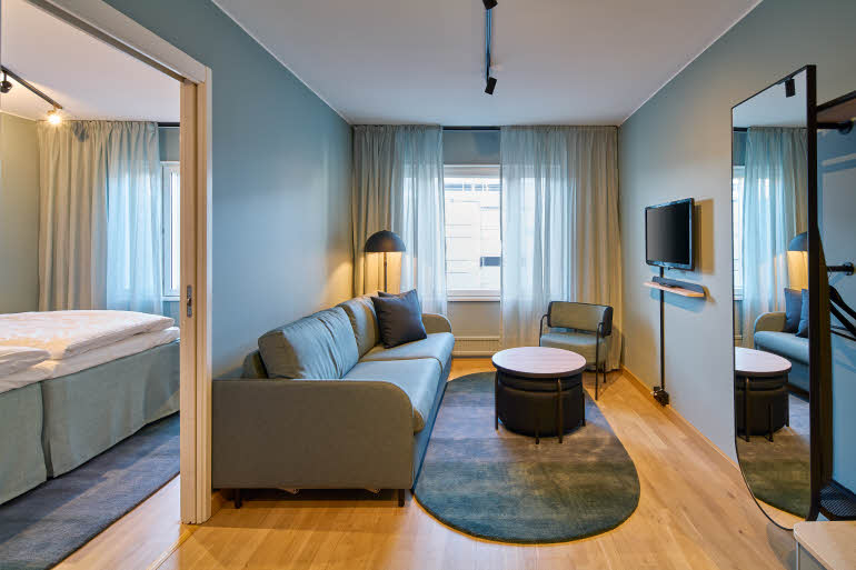family room at scandic star sollentuna