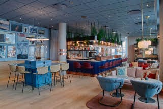 bar at scandic oceanhamnen
