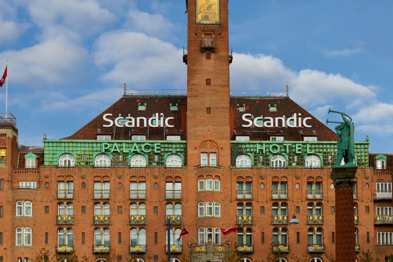 Facede of  Scandic Palace Hotel in Copenhagen