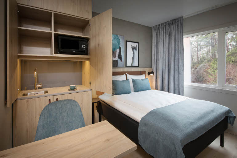 bedroom 