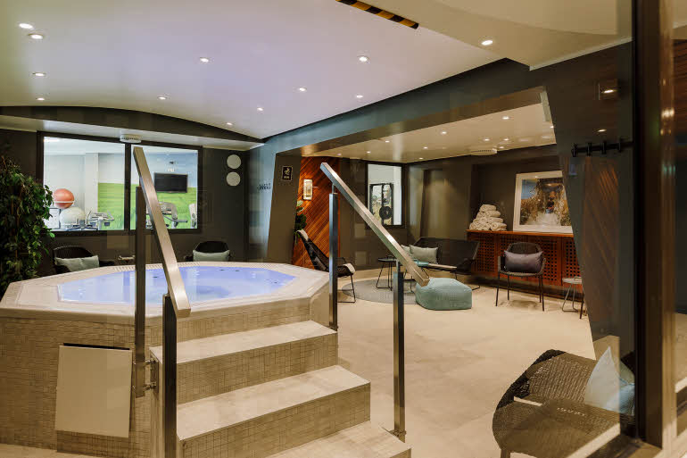 Relaxing area with Jacuzzi Scandic Jarva Krog
