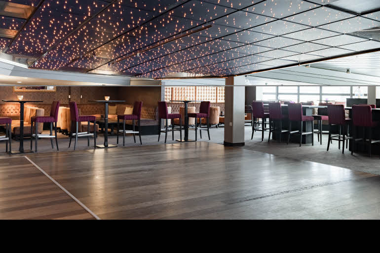 bar at scandic valdres in fagernes