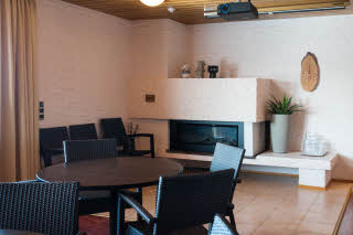 Meeting room Puhemies